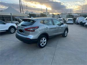 Nissan Qashqai 1.5 dci Business 115cv - Immagine 8