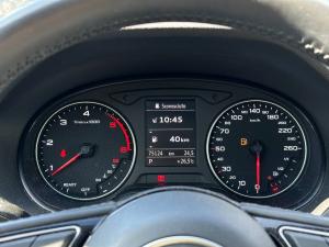 Audi Q2 1.6 tdi Business s-tronic - Immagine 13