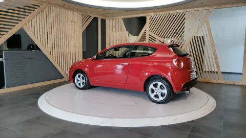 Peugeot 2008 1.2 hybrid Allure 145cv e-dcs6 - Immagine 9