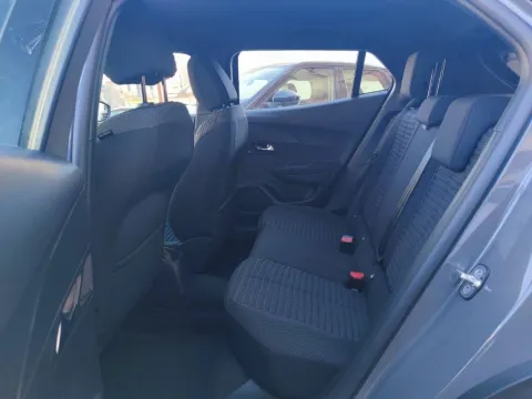 Volkswagen Taigo 1.5 tsi R-Line 150cv dsg - Immagine 10