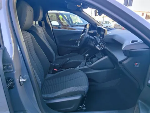 Volkswagen Taigo 1.5 tsi R-Line 150cv dsg - Immagine 11