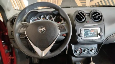 Peugeot 2008 1.2 hybrid Allure 145cv e-dcs6 - Immagine 22