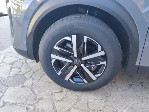 Volkswagen Taigo 1.5 tsi R-Line 150cv dsg - Immagine 17