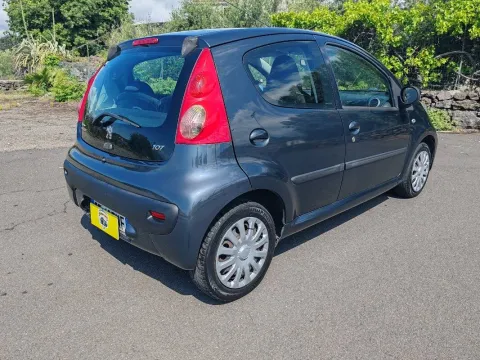 Peugeot 107 1.0 12v Active (plaisir) 5p FL - Immagine 15