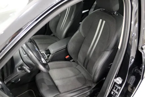 Jaguar E-Pace 2.0d i4 S awd 150cv auto - Immagine 13