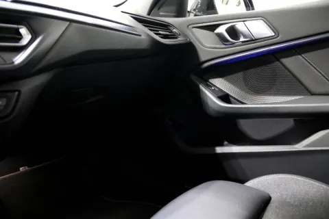 Jaguar E-Pace 2.0d i4 S awd 150cv auto - Immagine 21