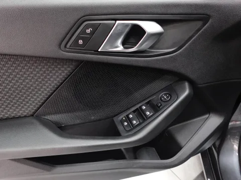 BMW 116d Advantage - Immagine 24
