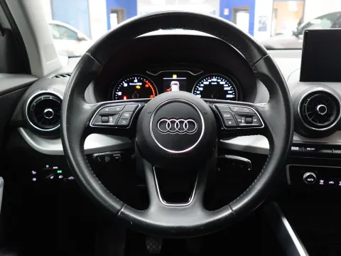 Audi Q2 30 1.6 tdi Admired - Immagine 15