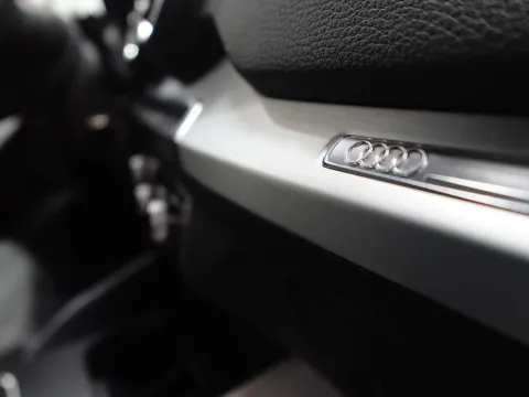Audi Q2 30 1.6 tdi Admired - Immagine 24