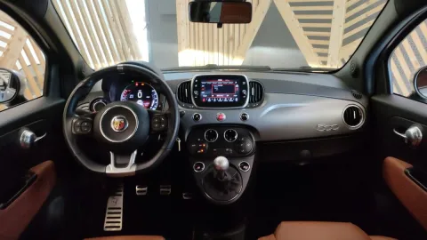 Fiat 500 1.0 hybrid Lounge 70cv - Immagine 18