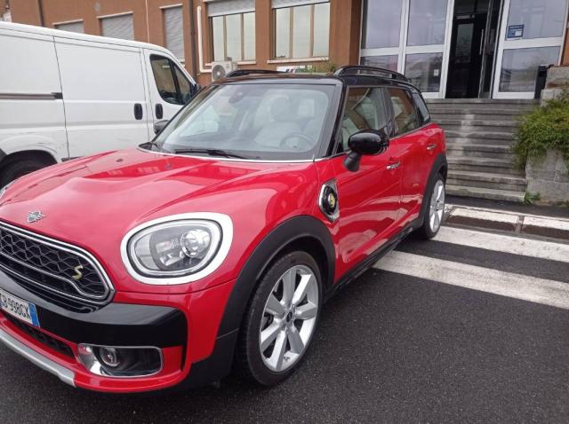 Mini Countryman 1.5 Cooper SE all4 auto - Immagine 2