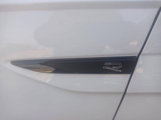 Volkswagen Polo POLO R-LINE 95CV - Immagine 9