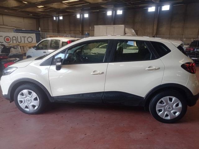 Renault Captur 1.5 dci Life 90cv my18 - Immagine 8
