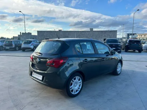 Land Rover Discovery Sport 2.2 td4 SE awd 150cv - Immagine 11