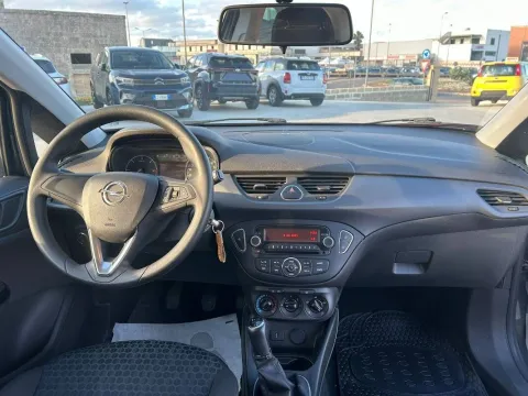 Land Rover Discovery Sport 2.2 td4 SE awd 150cv - Immagine 18