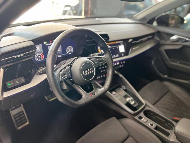 Audi A3 Sportback RS3 2.5 tfsi quattro s-tronic - Immagine 2