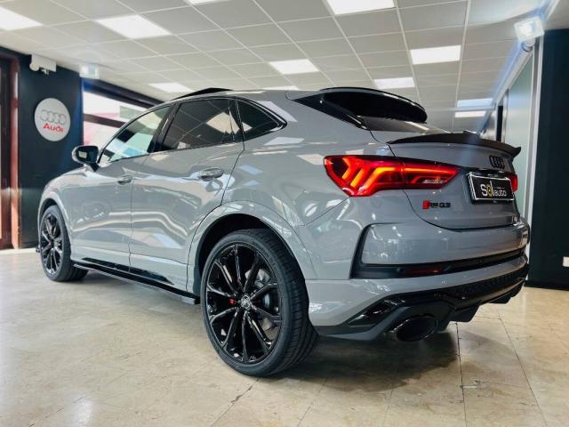 Audi Q3 Sportback RS 2.5 quattro s-tronic - Immagine 5