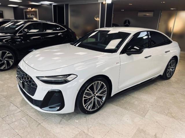 Audi A5 III 2024 Berlina 2.0 tdi mhev+ S line edition 204cv s-tronic - Immagine 2