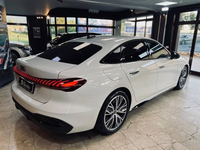 Audi A5 III 2024 Berlina 2.0 tdi mhev+ S line edition 204cv s-tronic - Immagine 10