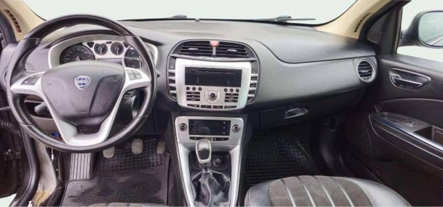 Lancia Delta 1.6 - EURO 5B - CINGHIA NUOVA - Immagine 2