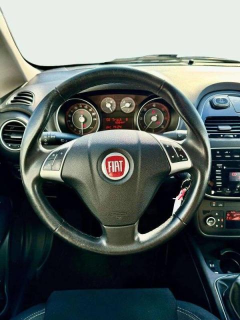 Fiat Punto 1.3 MJT NEOPATENTATI EURO 5B - Immagine 3