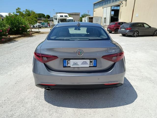 Alfa Romeo Giulia 2.2 t Giulia 150cv - GARANZIA 12 MESI - - Immagine 3