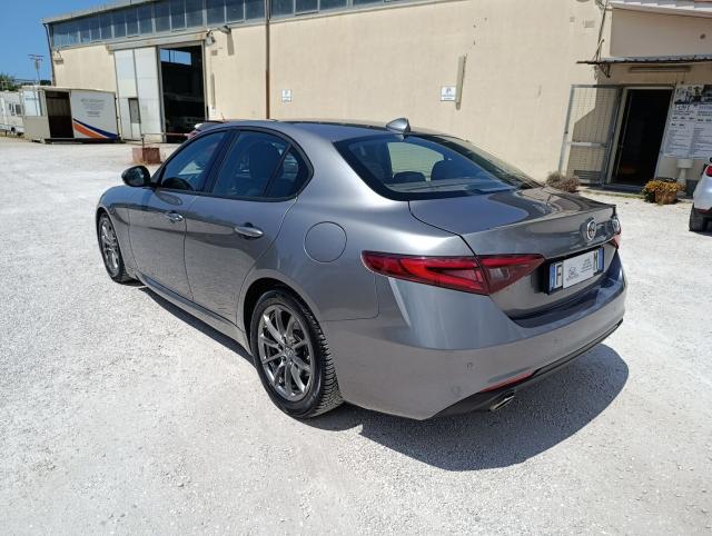 Alfa Romeo Giulia 2.2 t Giulia 150cv - GARANZIA 12 MESI - - Immagine 19
