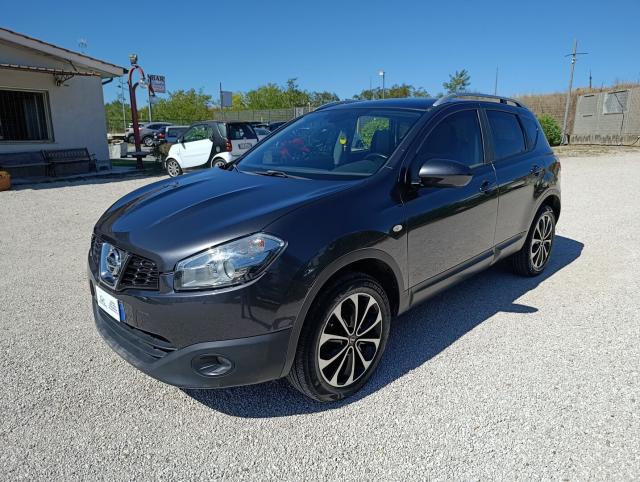 Nissan Qashqai 1.5 dci N-Tec Dpf FL - Immagine 15