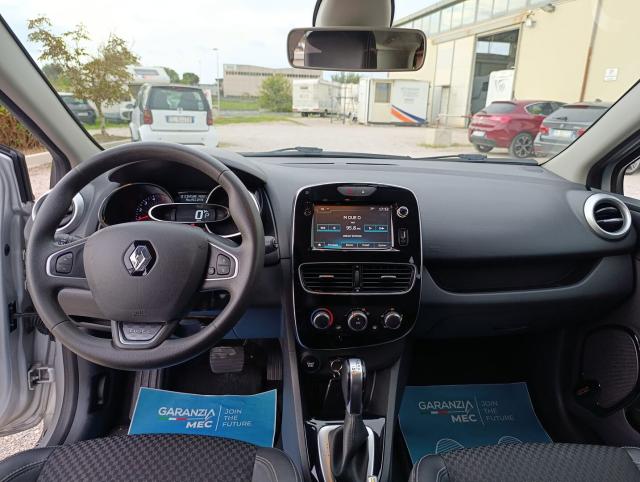 Renault Clio Sporter 1.5 dci Moschino Life 90cv edc - Immagine 4