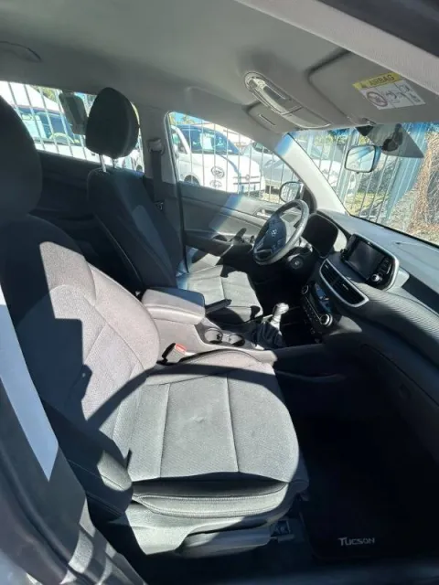 Hyundai Tucson 1.6 crdi Exellence Premium Pack 2wd 115cv - Immagine 8