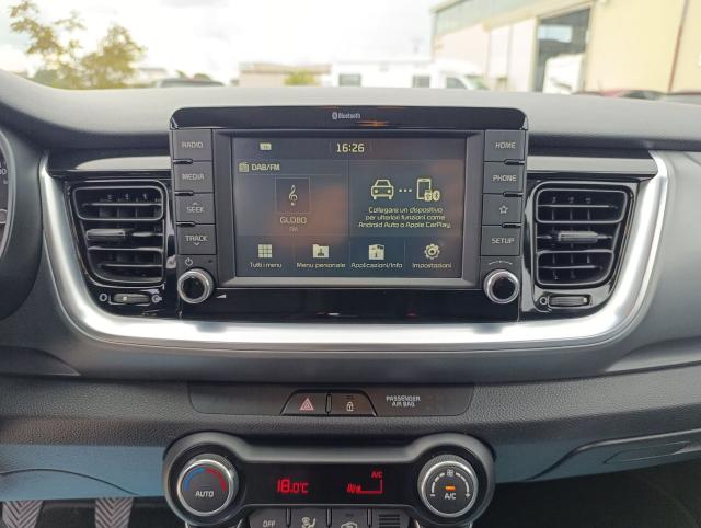Kia Stonic 1.4 mpi eco Style Gpl 97cv  GARANZIA 12 MESI - Immagine 2