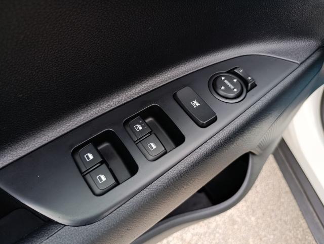 Kia Stonic 1.4 mpi eco Style Gpl 97cv  GARANZIA 12 MESI - Immagine 18