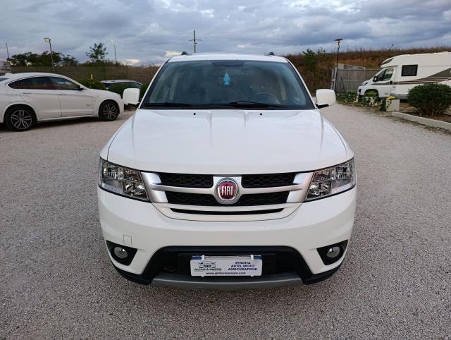 Fiat Freemont 2.0 mjt 16v Lounge 4x4 170cv TETTO APRIBILE - Immagine 3