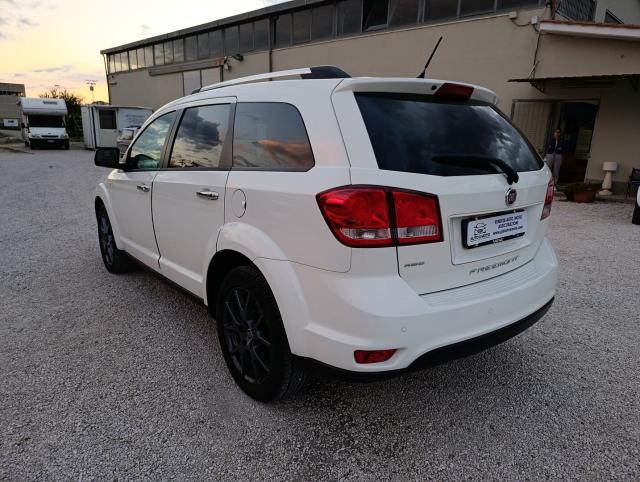 Fiat Freemont 2.0 mjt 16v Lounge 4x4 170cv TETTO APRIBILE - Immagine 15