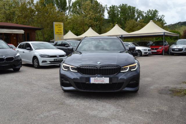 BMW Serie 3 Touring 330d mhev 48V xdrive Msport auto - Immagine 11