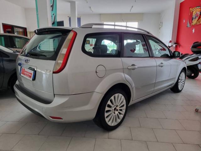 Ford Focus 1.6 tdci Titanium 90cv - Immagine 8