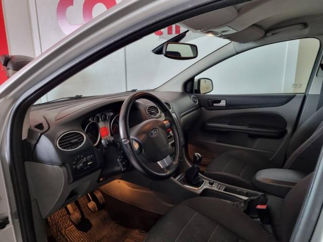 Ford Focus 1.6 tdci Titanium 90cv - Immagine 7