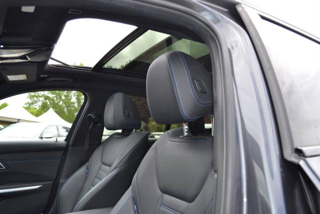 BMW Serie 3 Touring 330d mhev 48V xdrive Msport auto - Immagine 1