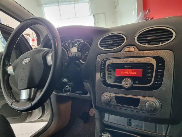 Ford Focus 1.6 tdci Titanium 90cv - Immagine 5