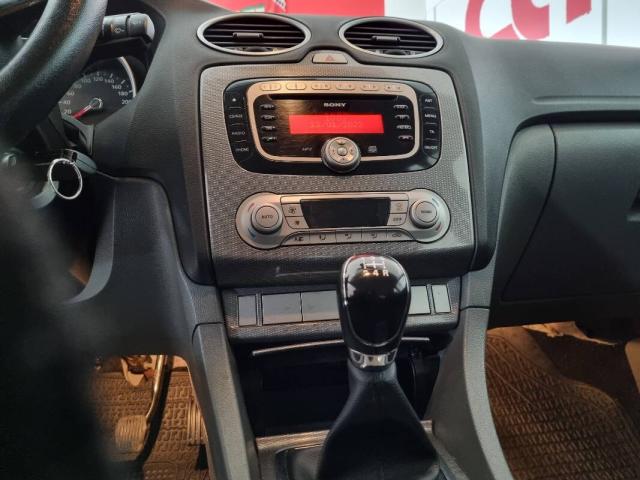 Ford Focus 1.6 tdci Titanium 90cv - Immagine 11