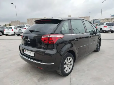 Peugeot 2008 1.2 puretech Allure s&s 100cv - Immagine 5