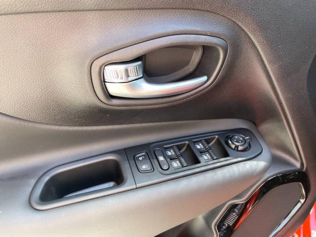 Jeep Renegade 1.6 mjt Limited 2wd 130cv - Immagine 4