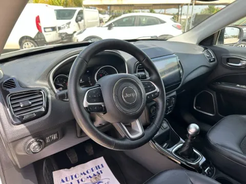 Jeep Compass 1.6 mjt S 2wd 130cv - Immagine 3