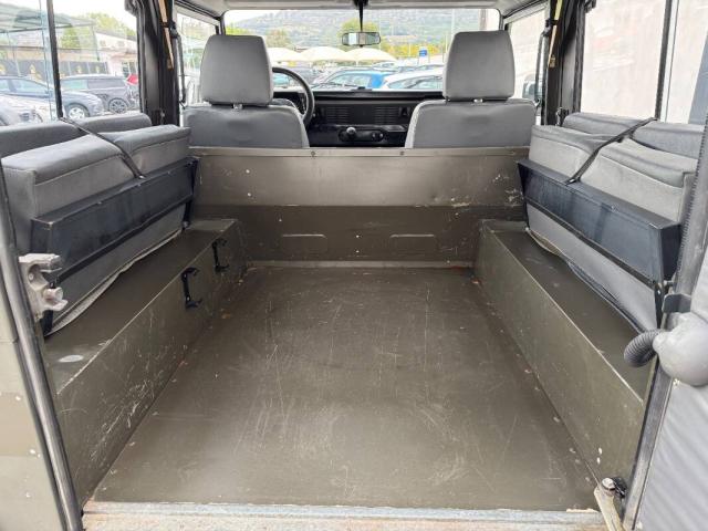Land Rover Defender Defender 90 2.5 td County - Immagine 12