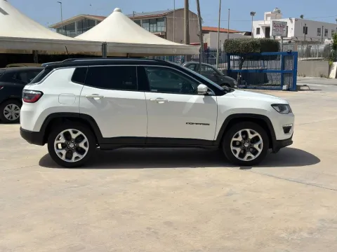Jeep Compass 1.6 mjt S 2wd 130cv - Immagine 9