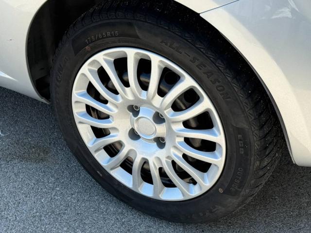 Fiat Punto 1.3 mjt 16v Easy 75cv 3p - Immagine 13