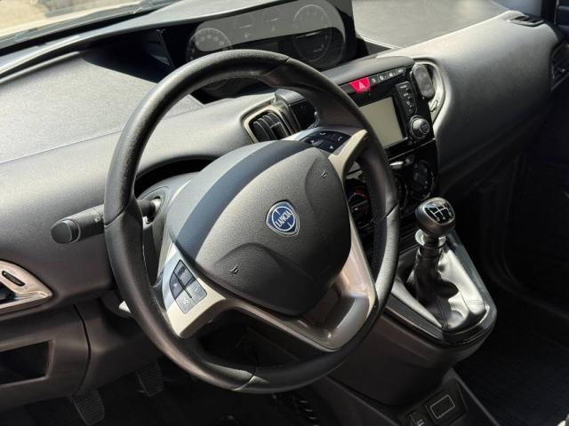 Lancia Ypsilon 1.2 Gold 69cv my18 - Immagine 7