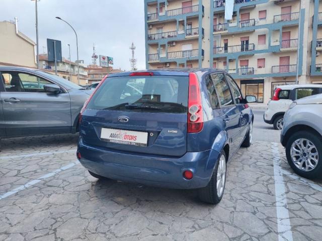 Ford Fiesta 1.4 tdci Ghia 5p - Immagine 8