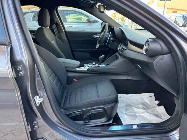 Alfa Romeo Giulia 2.2 t Sprint 160cv auto - Immagine 16