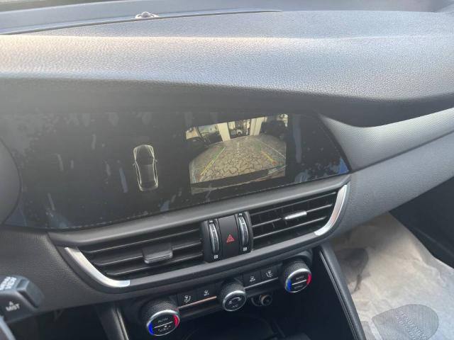 Alfa Romeo Giulia 2.2 t Sprint 160cv auto - Immagine 5